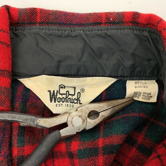 Vintage Woolrich Plaid Flannel Button Front Shirt Mens Medium Red Wool Blend 60s - Picture 5 of 6